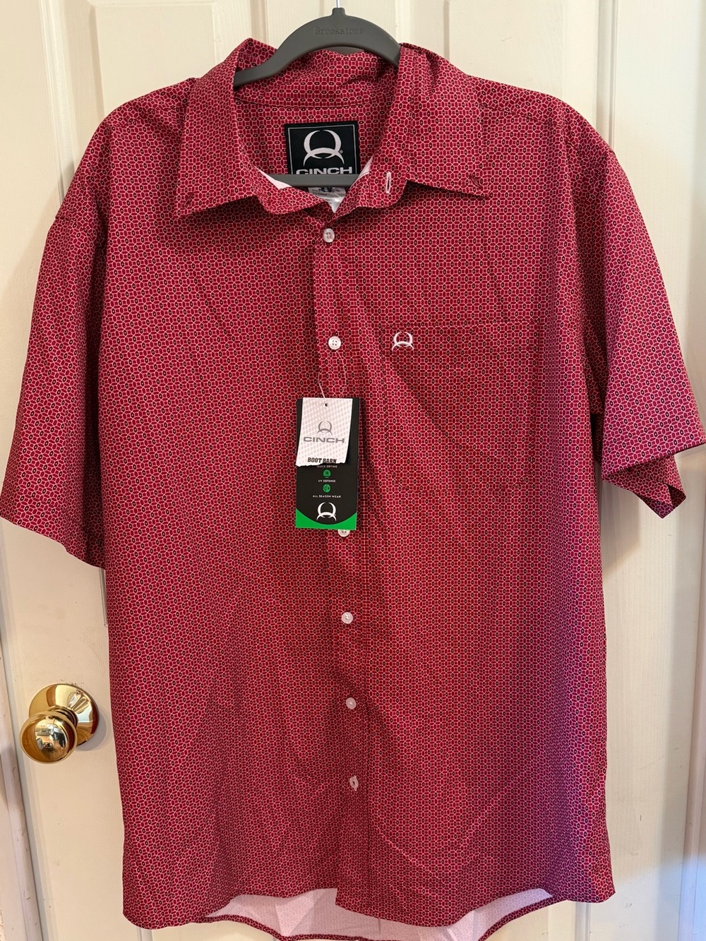 Cinch Men's Short Sleeve Button-Up Shirt - Burgundy Micro Dot